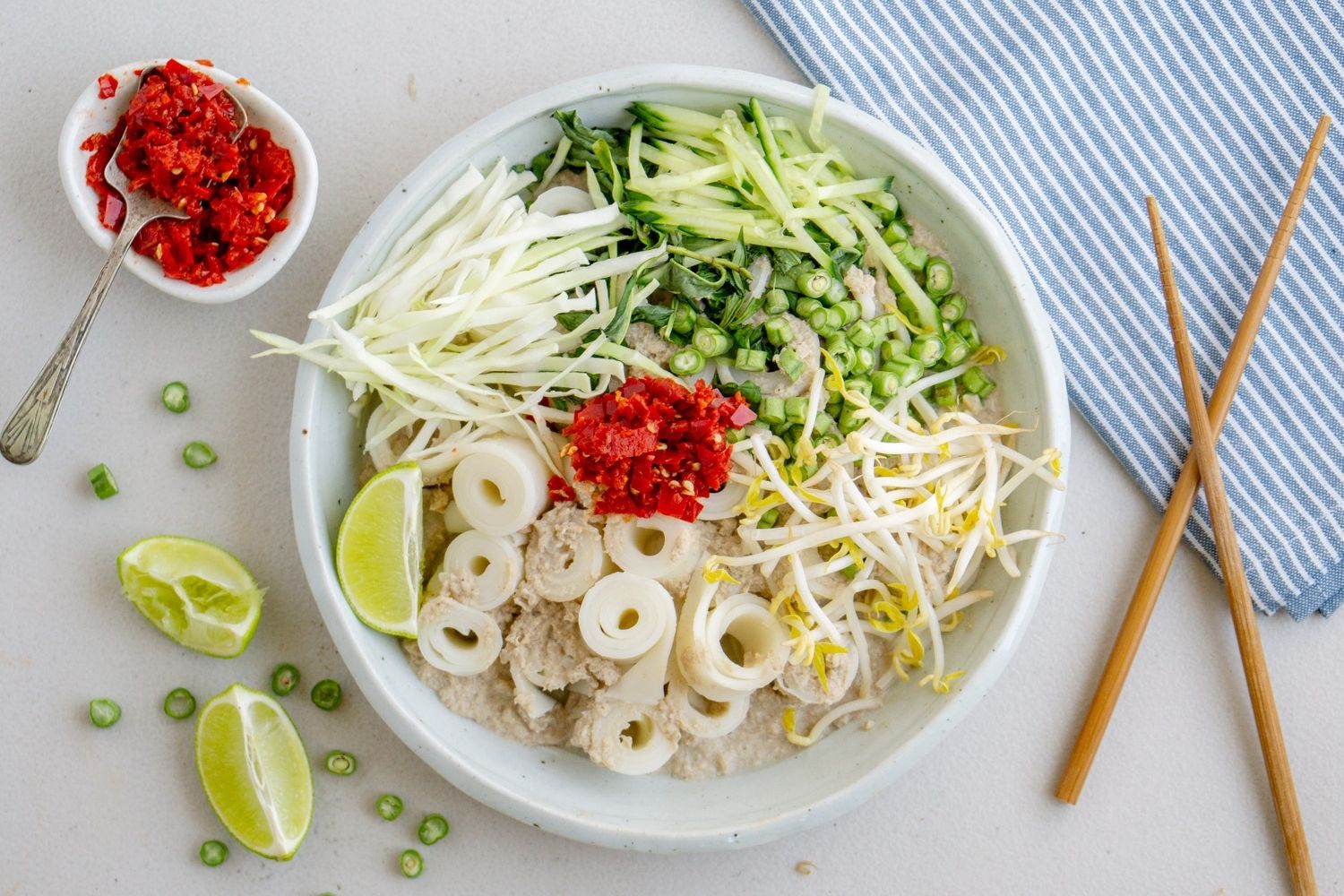 laksam-recipe-rolled-rice-noodles-in-fish-coconut-gravy