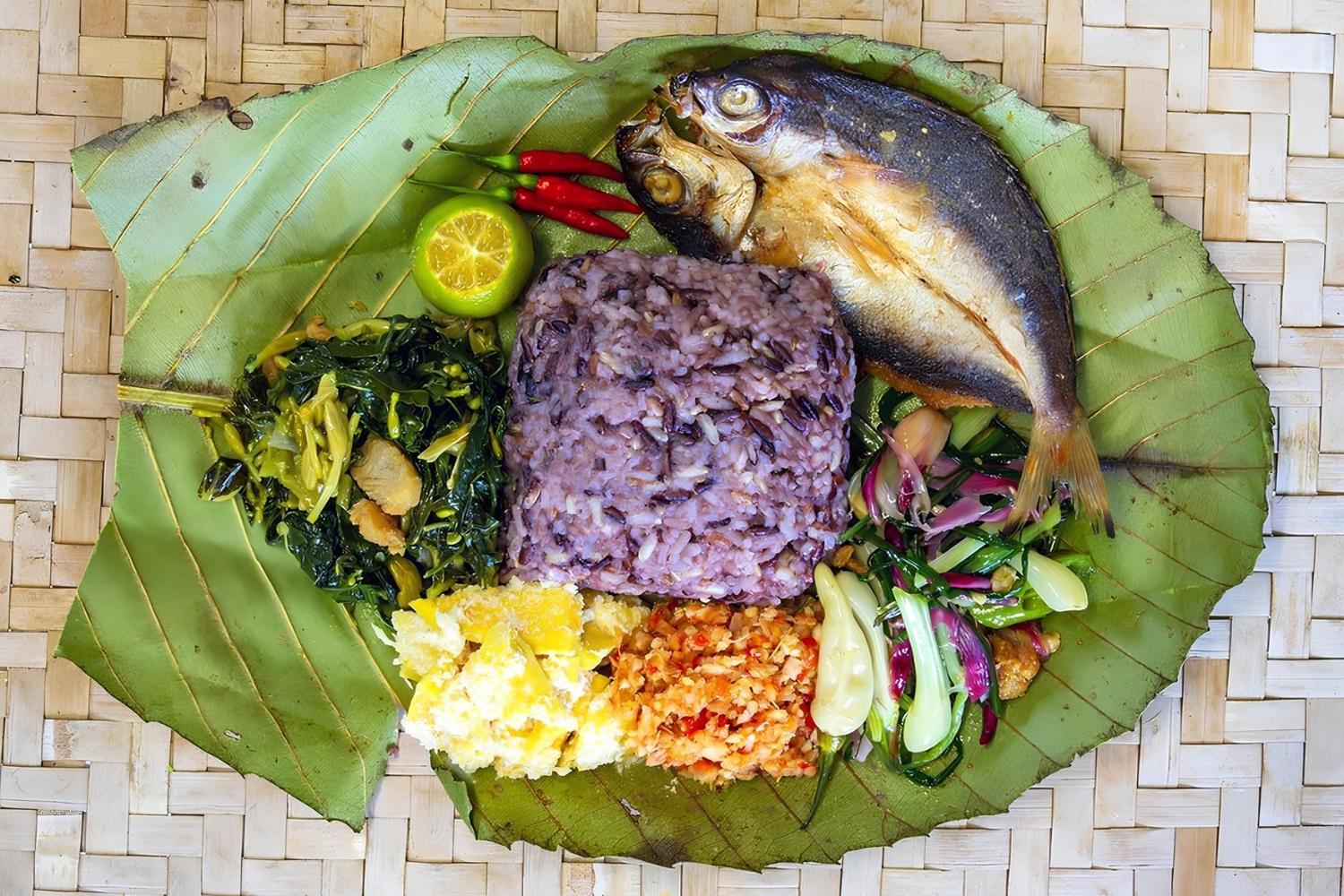 linopot-recipe-sabah-bundled-rice-with-yam-tapioca