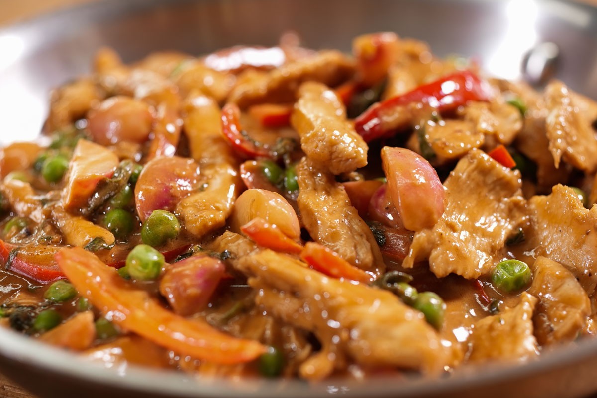 spicy-chicken-stir-fry-recipe-ayam-paprik